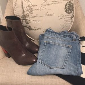 ✨ Moving sale 🚗- J. Crew Light Wash Matchstick Jeans, Size 28R